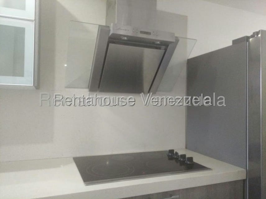 Apartamento (1 Nivel) en Alquiler en Colinas de La Tahona, Distrito Metropolitano - 6