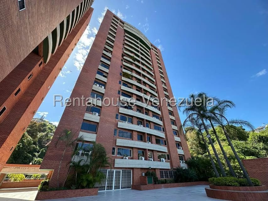 Apartamento (1 Nivel) en Alquiler en Los Chaguaramos, Distrito Metropolitano - 40