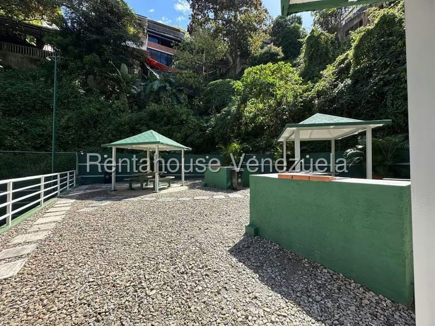 Apartamento (1 Nivel) en Alquiler en Los Chaguaramos, Distrito Metropolitano - 43