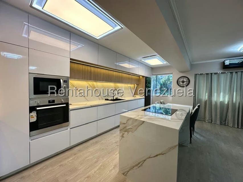 Apartamento (1 Nivel) en Alquiler en Los Chaguaramos, Distrito Metropolitano - 7