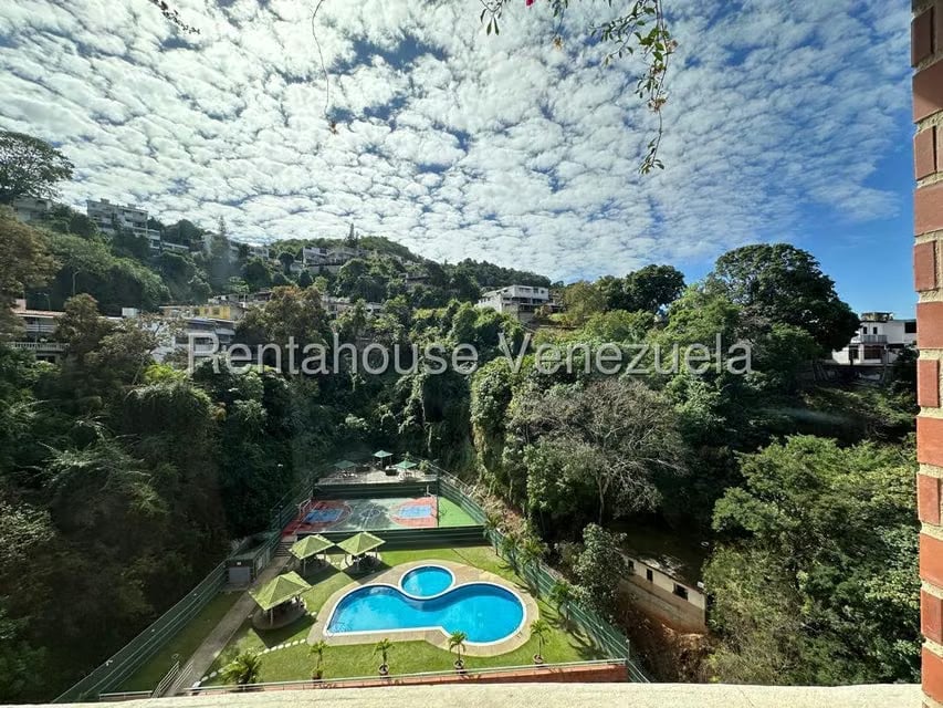 Apartamento (1 Nivel) en Alquiler en Los Chaguaramos, Distrito Metropolitano - 10
