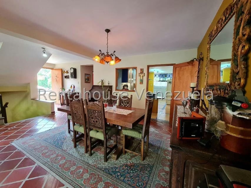 Townhouse (Multiples Niveles) en Venta en Oripoto, Distrito Metropolitano - 20