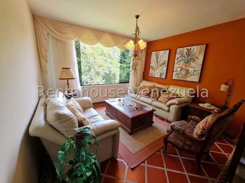 Townhouse (Multiples Niveles) en Venta en Oripoto, Distrito Metropolitano - 21