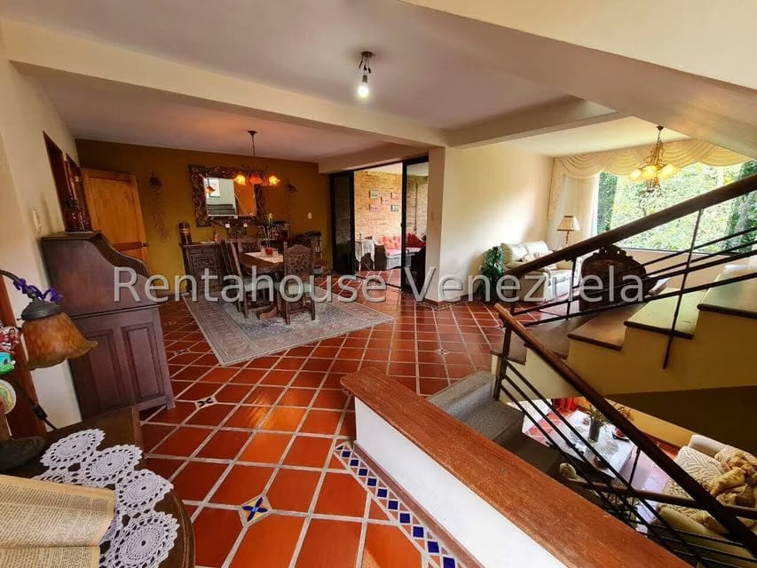 Townhouse (Multiples Niveles) en Venta en Oripoto, Distrito Metropolitano - 22