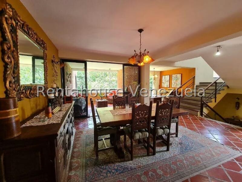 Townhouse (Multiples Niveles) en Venta en Oripoto, Distrito Metropolitano - 23