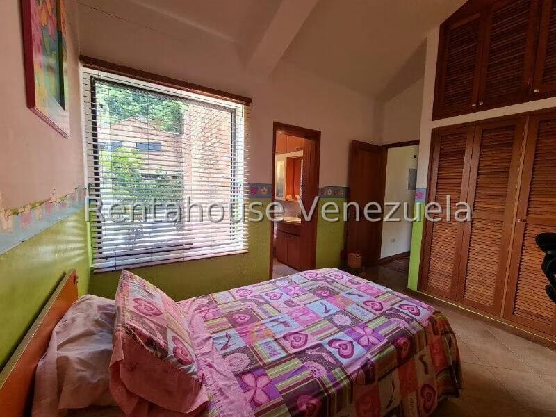 Townhouse (Multiples Niveles) en Venta en Oripoto, Distrito Metropolitano - 7