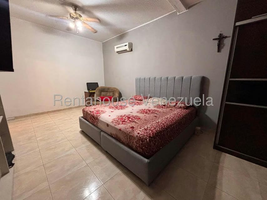 Casa (Duplex) en Venta en Zona Oeste, Lara - 11