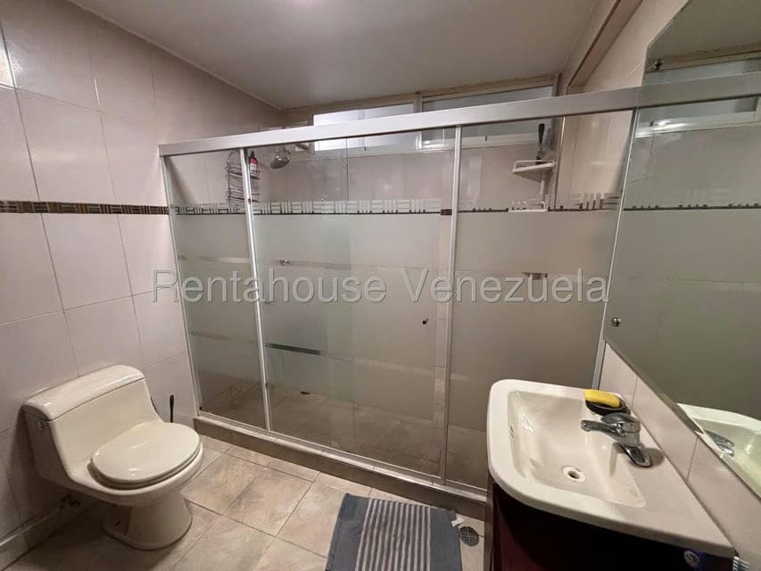 Casa (Duplex) en Venta en Zona Oeste, Lara - 15
