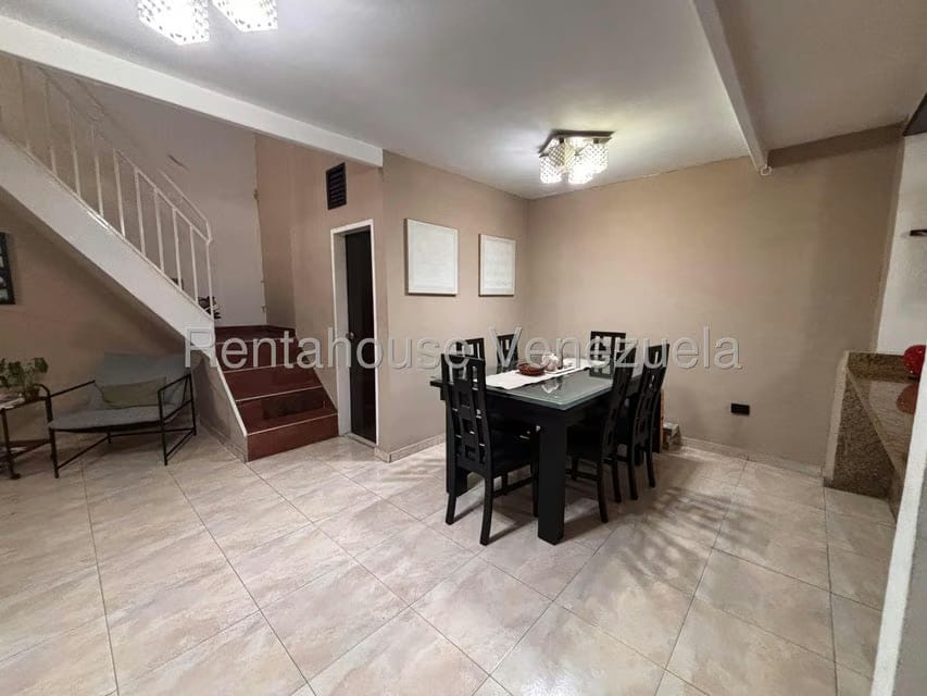 Casa (Duplex) en Venta en Zona Oeste, Lara - 8