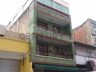 Venta de edificio en catia RD