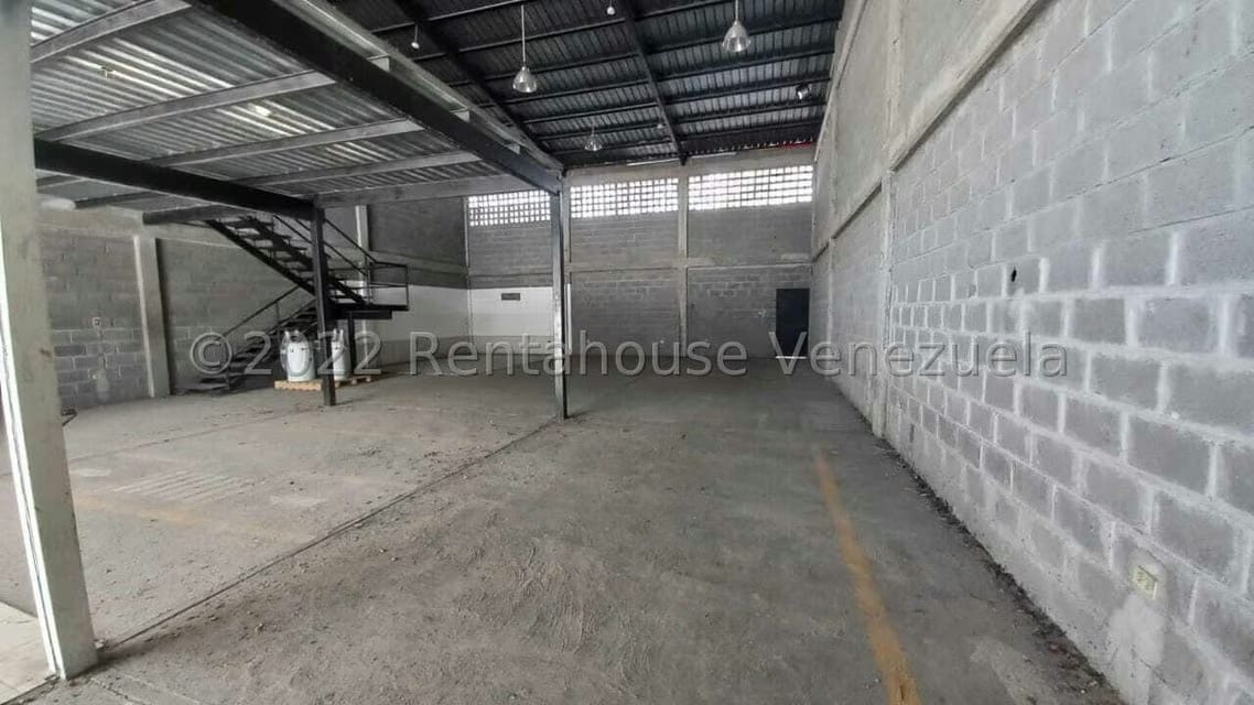 Comercial (Galpon - Deposito) en Alquiler en Centro, Portuguesa - 5