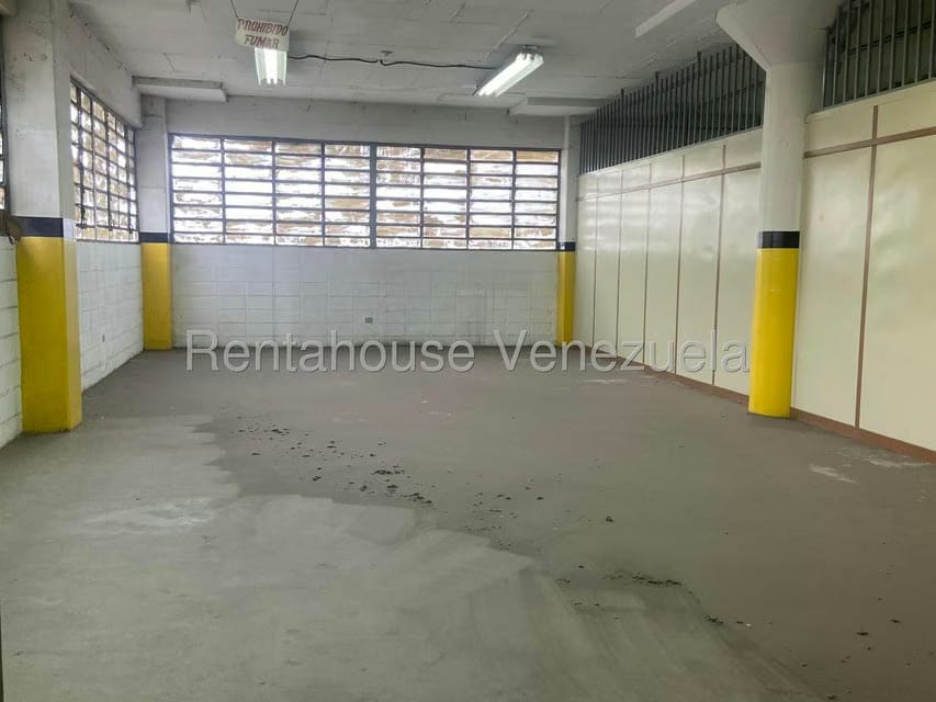 Comercial (Galpon - Deposito) en Alquiler en Ruiz Pineda, Distrito Metropolitano - 9
