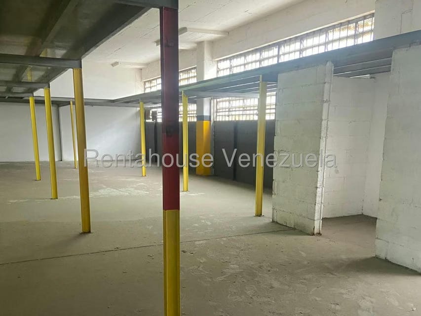Comercial (Galpon - Deposito) en Alquiler en Ruiz Pineda, Distrito Metropolitano - 10
