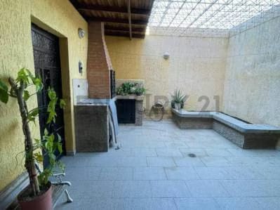 En Venta hermoso Town House en Mañongo - 5