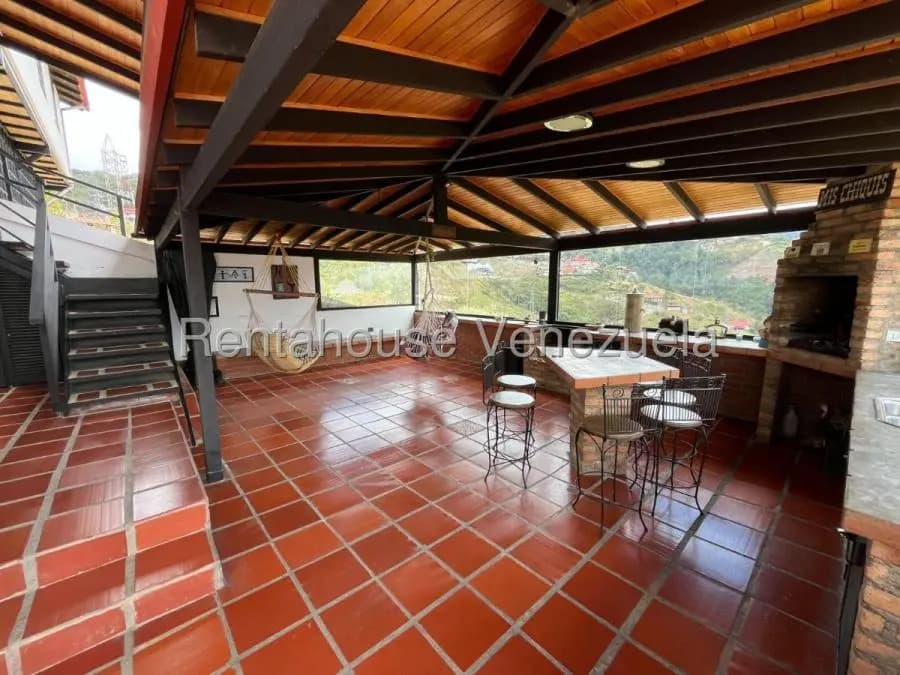 Casa en Venta en La Colonia Tovar Caracas - 7