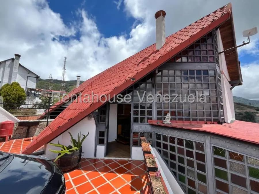 Casa en Venta en La Colonia Tovar Caracas - 10