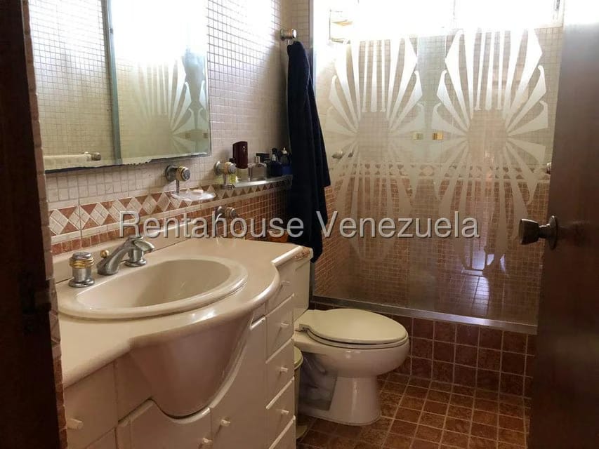 Casa (Duplex) en Venta en Monte Elena, Distrito Metropolitano - 16