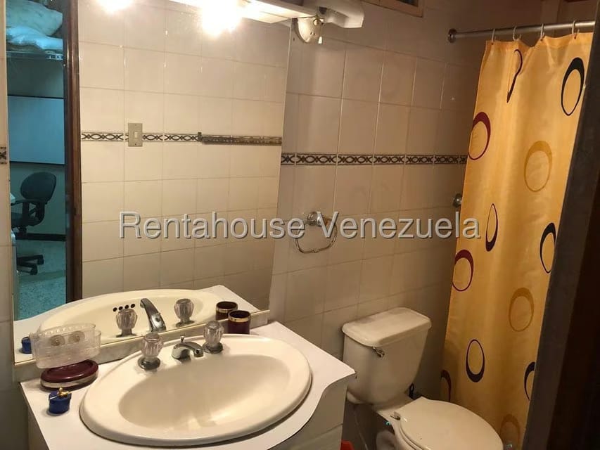 Casa (Duplex) en Venta en Monte Elena, Distrito Metropolitano - 18