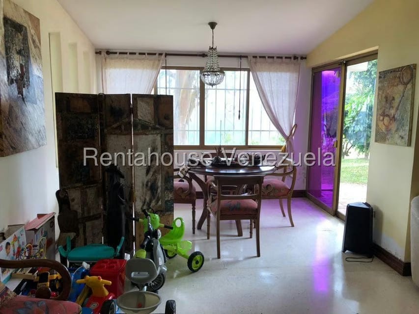 Casa (Duplex) en Venta en Monte Elena, Distrito Metropolitano - 8