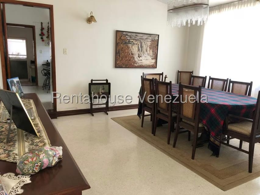 Casa (Duplex) en Venta en Monte Elena, Distrito Metropolitano - 9