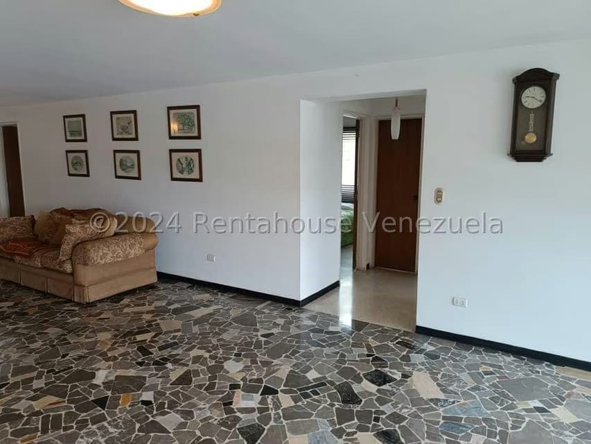 Apartamento (1 Nivel) en Venta en El Marques, Distrito Metropolitano - 14