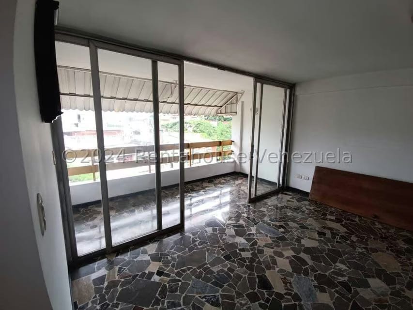 Apartamento (1 Nivel) en Venta en El Marques, Distrito Metropolitano - 20