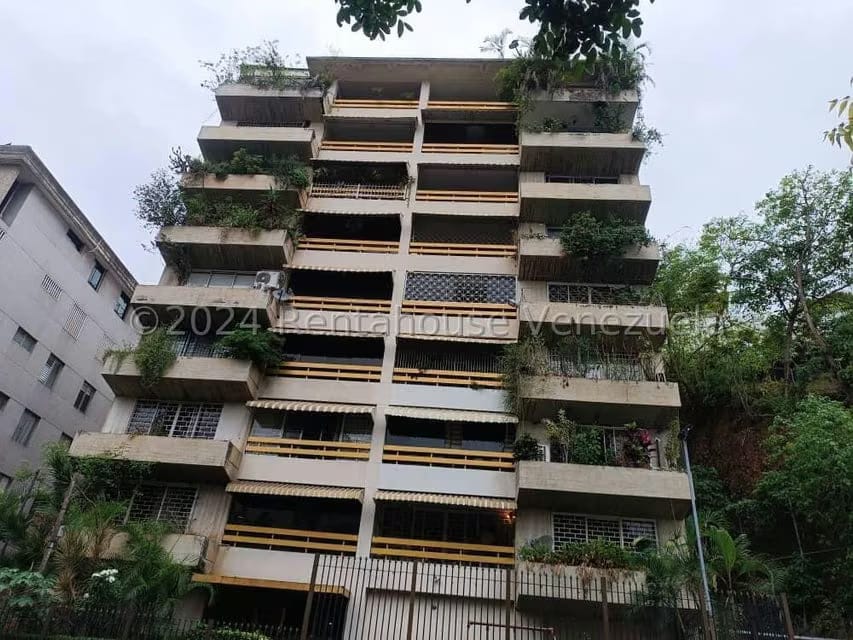 Apartamento (1 Nivel) en Venta en El Marques, Distrito Metropolitano - 3