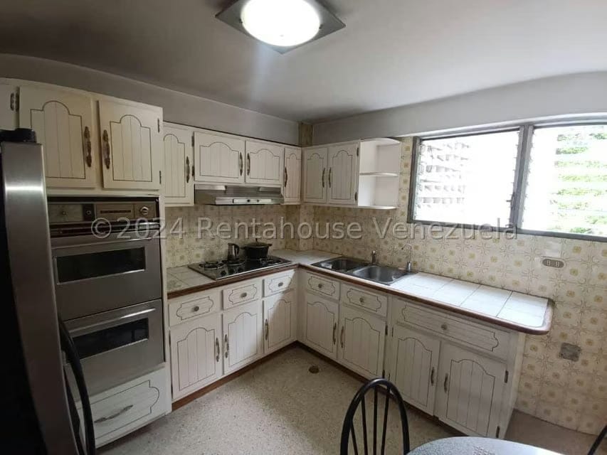 Apartamento (1 Nivel) en Venta en El Marques, Distrito Metropolitano - 25