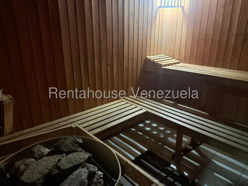 Apartamento (1 Nivel) en Alquiler en La Boyera, Distrito Metropolitano - 15