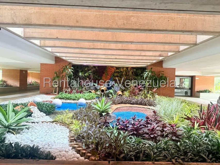 Apartamento (1 Nivel) en Alquiler en La Boyera, Distrito Metropolitano - 16