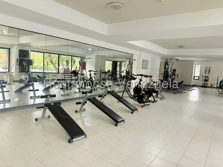 Apartamento (1 Nivel) en Alquiler en La Boyera, Distrito Metropolitano - 18