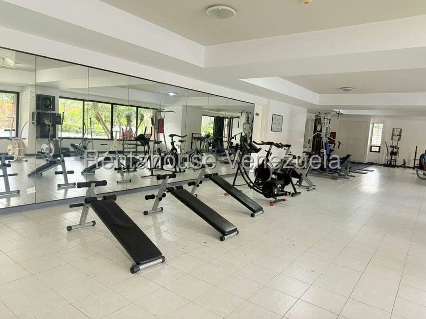 Apartamento (1 Nivel) en Alquiler en La Boyera, Distrito Metropolitano - 18