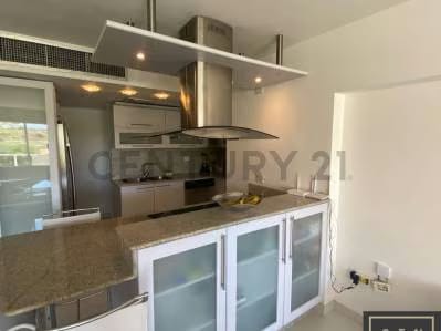 Modermo Townhouse Duplex de 157 metros cuadrados con Terraza - 2