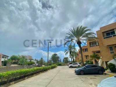 Modermo Townhouse Duplex de 157 metros cuadrados con Terraza - 8