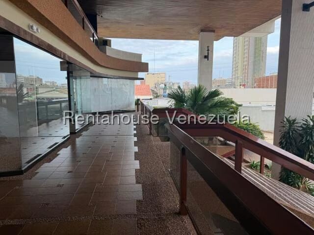 Comercial (Local Comercial) en Alquiler en 5 de Julio, Zulia - 12