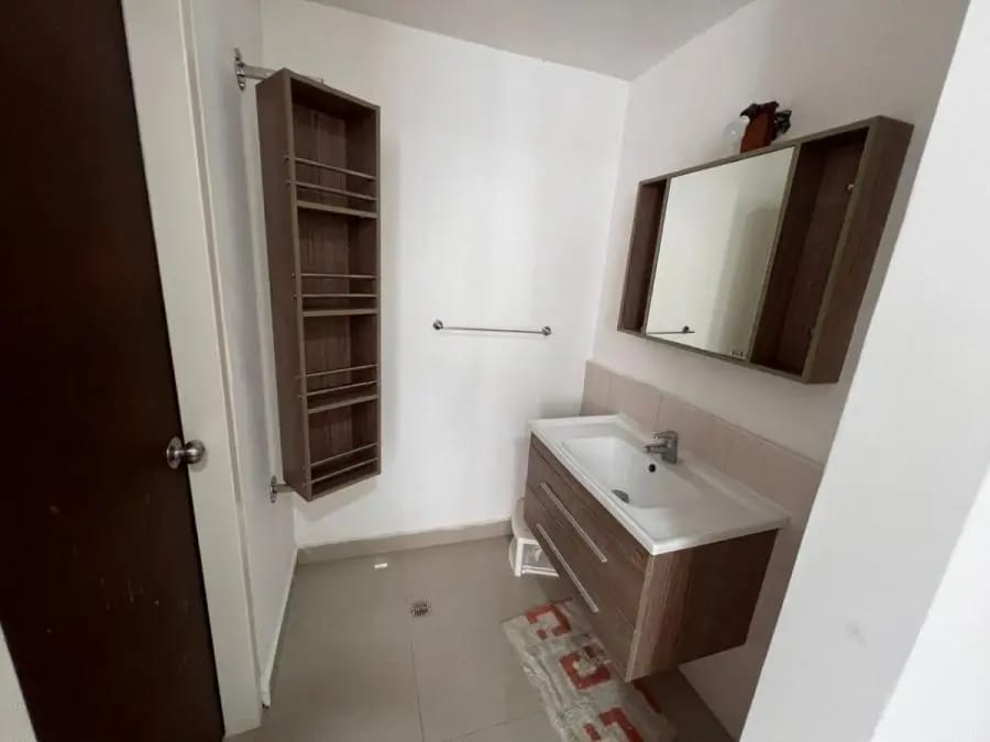 Apartamento en Alquiler en Naguanagua - 24