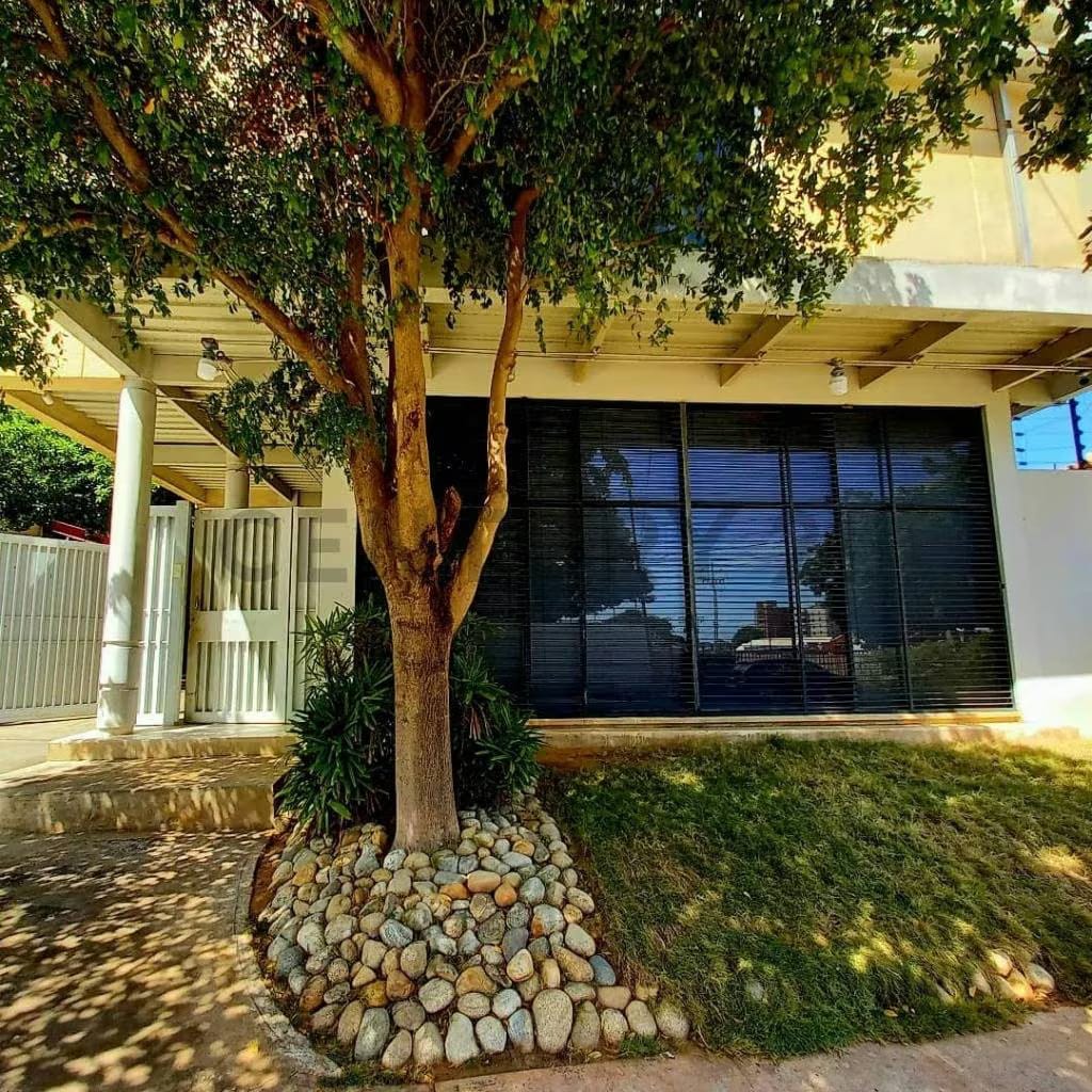 En Venta Exclusivo Edificio para Oficinas - 2