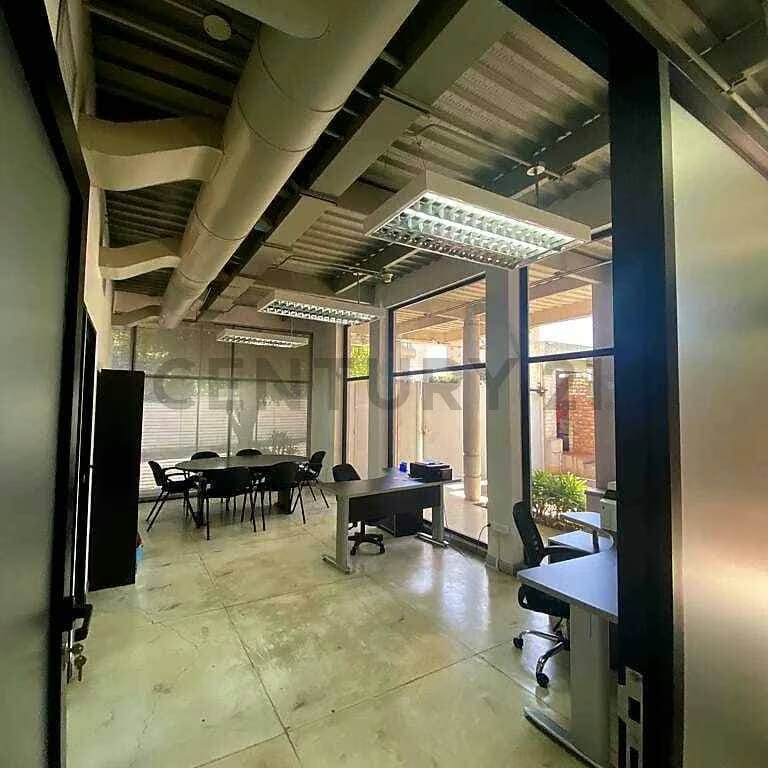 En Venta Exclusivo Edificio para Oficinas - 7