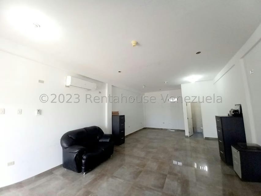 Comercial (Edificio) en Venta en Centro, Falcon - 11