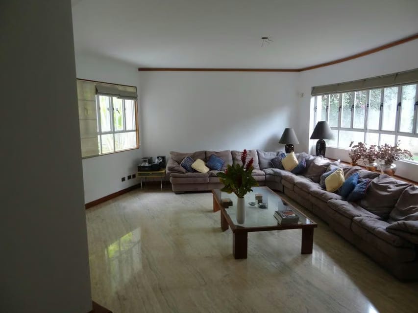 Casa (Duplex) en Venta en Colinas del Tamanaco, Distrito Metropolitano - 11