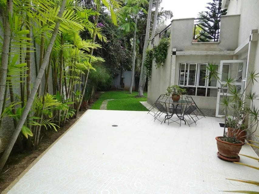 Casa (Duplex) en Venta en Colinas del Tamanaco, Distrito Metropolitano - 4