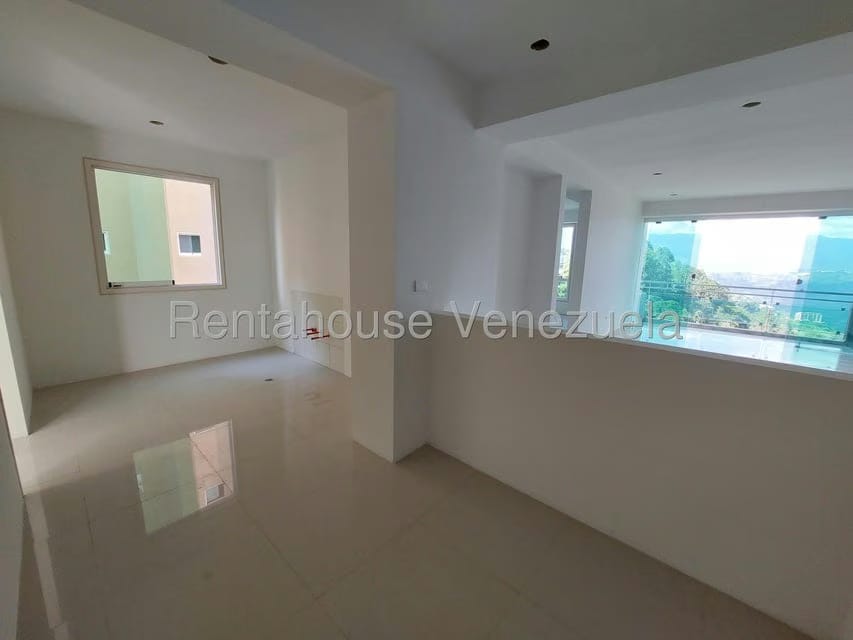 Apartamento (1 Nivel) en Venta en La Lagunita Country Club, Distrito Metropolitano - 11