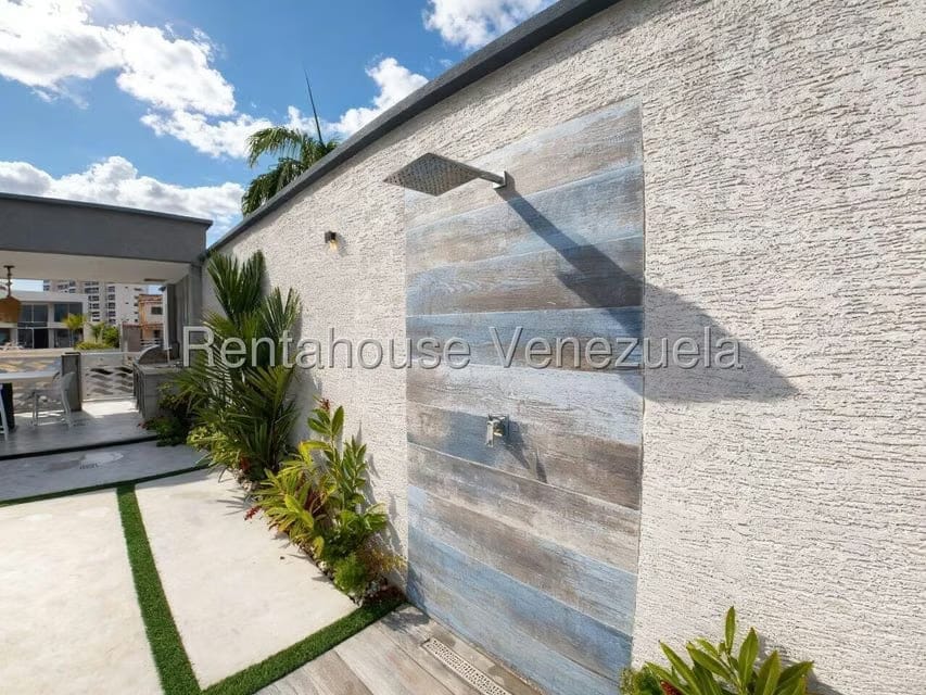 Casa (Duplex) en Venta en Higuerote, Miranda - 16