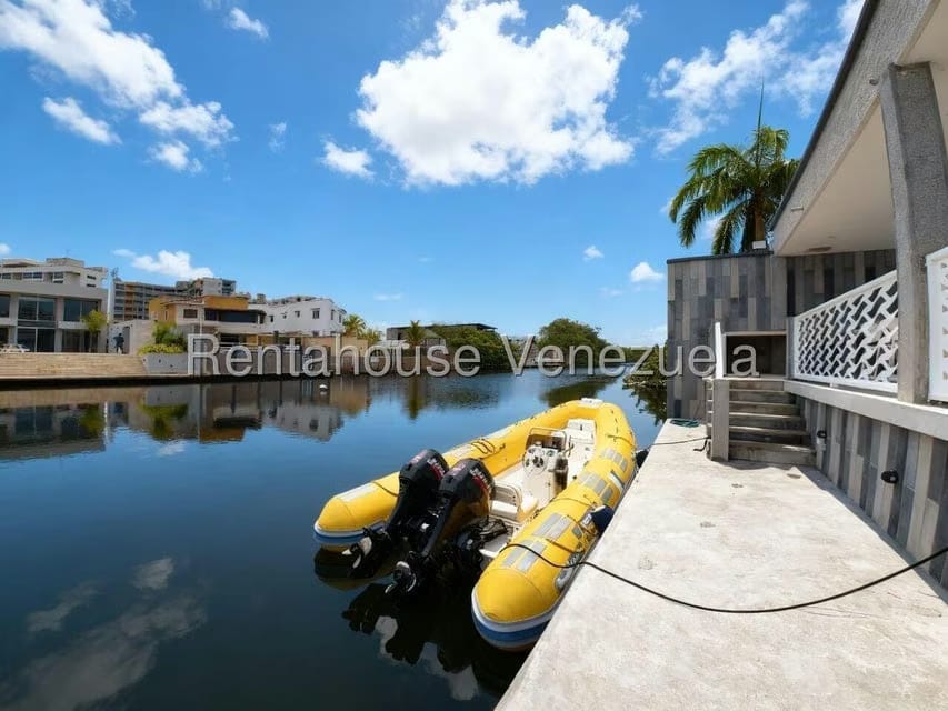 Casa (Duplex) en Venta en Higuerote, Miranda - 27