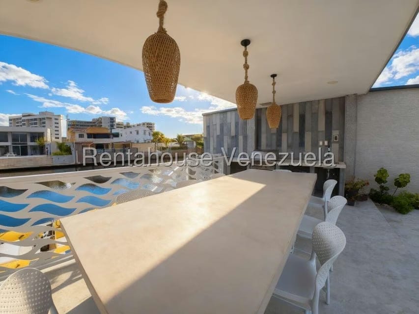 Casa (Duplex) en Venta en Higuerote, Miranda - 31