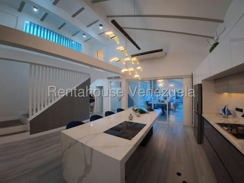 Casa (Duplex) en Venta en Higuerote, Miranda - 43