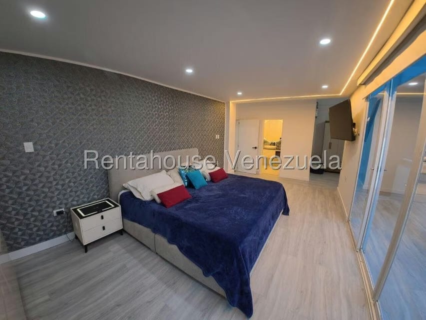 Casa (Duplex) en Venta en Higuerote, Miranda - 58