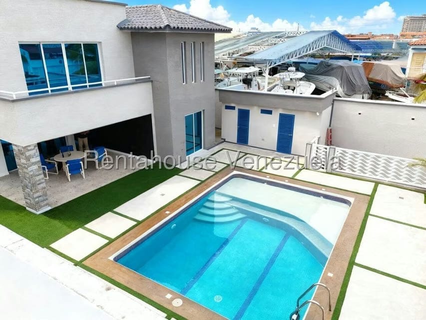 Casa (Duplex) en Venta en Higuerote, Miranda - 67