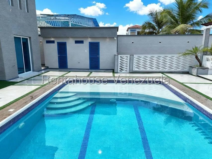 Casa (Duplex) en Venta en Higuerote, Miranda - 68
