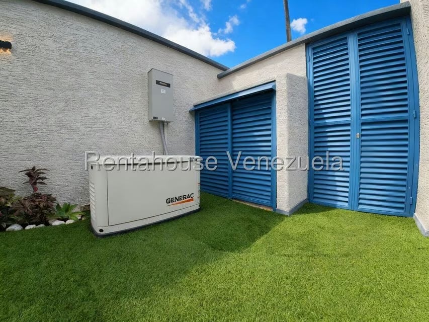 Casa (Duplex) en Venta en Puerto Encantado, Miranda - 8